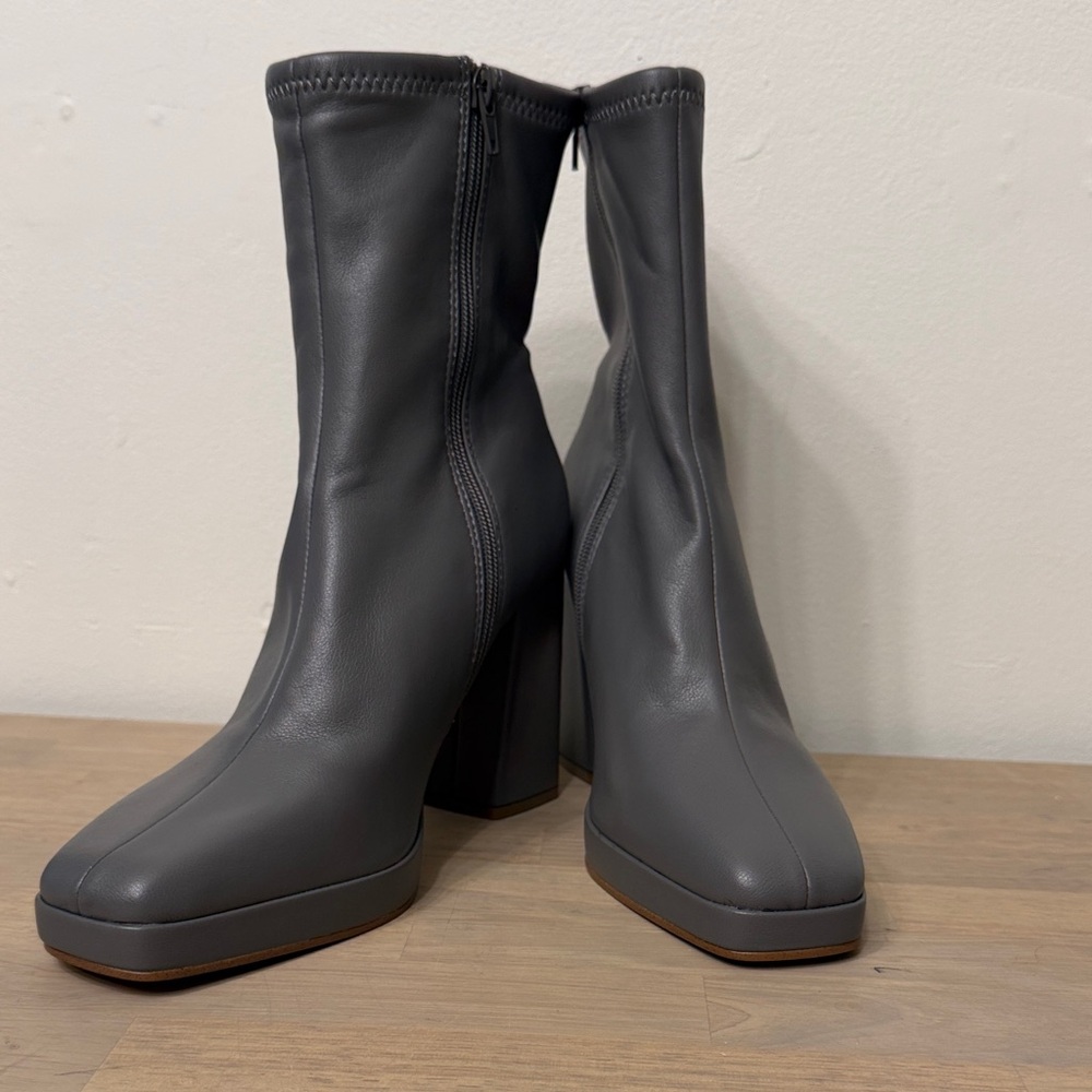 Steve Madden Gray Heeled Boots